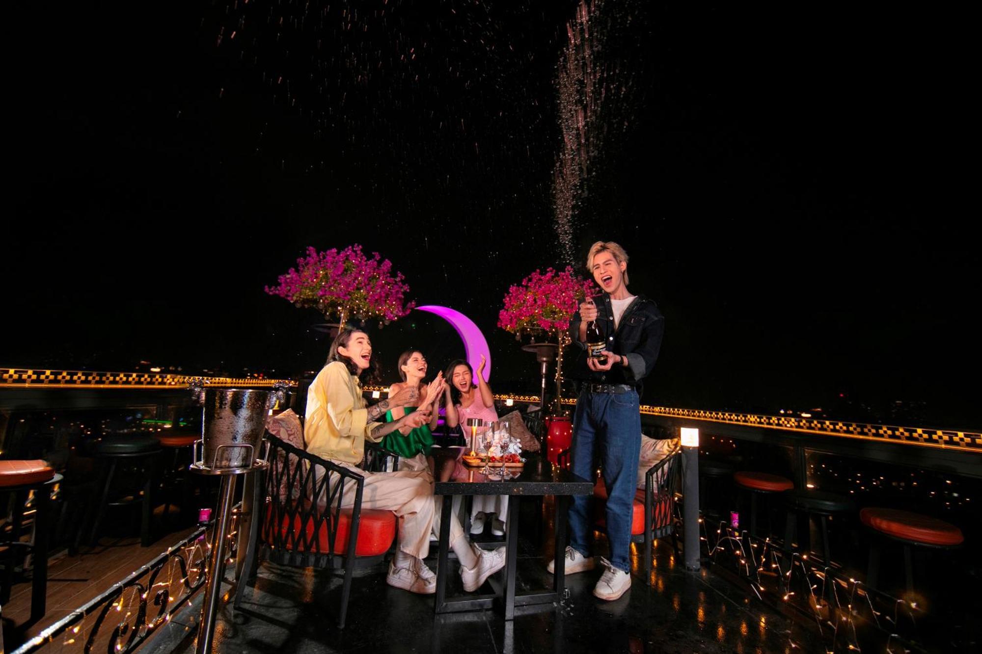 Aurora Premium - A Lifestyle Hotel ฮานอย ภายนอก รูปภาพ